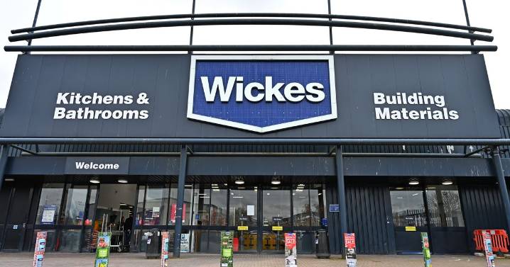 Wickes workers set for £8,885 boost after share price soars