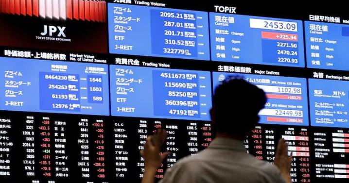 Global Markets Find Relief as Strong Japanese Bond Auction Boosts Confidence