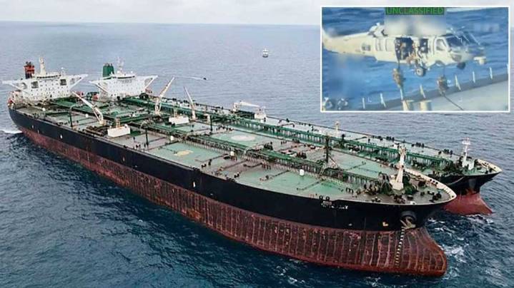 EE.UU. apunta contra el tráfico de petróleo venezolano para debilitar a Nicolás Maduro