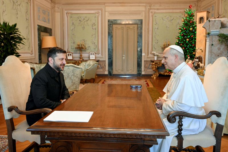 Pope urges 'continuation of dialogue' after meeting Ukraine's Zelenskiy