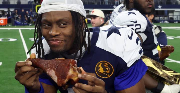 Cowboys injuries: George Pickens upgraded to full participant, Trevon Diggs still limited 