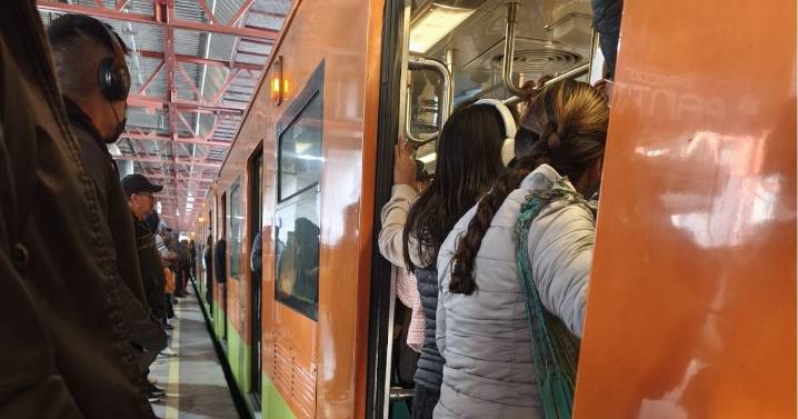 Cierran estaciones del Metro por marchas hacia el Zócalo: consulta rutas alternativas