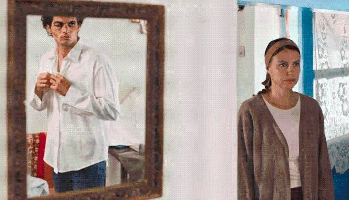 Tres kilómetros al fin del mundo, de Emanuel Parvu (2024)*