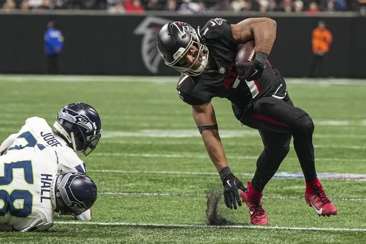 Deadspin | Week 15 TNF Capsule