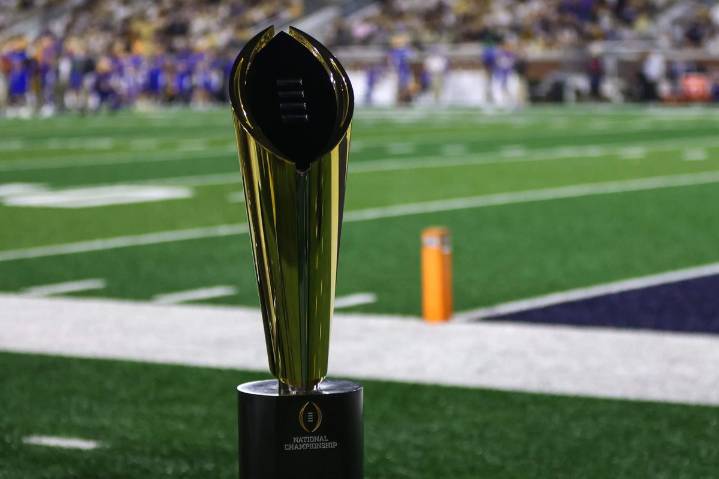 College Football Playoff bracket predictions: Submit your picks here!