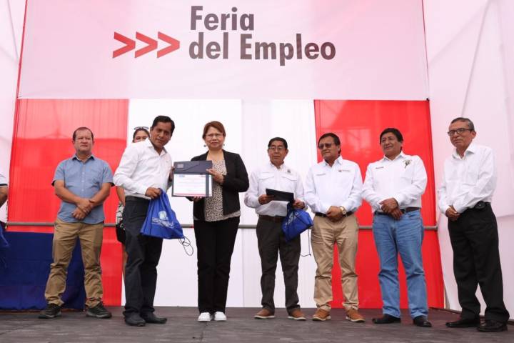 Feria del Empleo en Piura: cientos de personas postularon a vacantes del sector privado