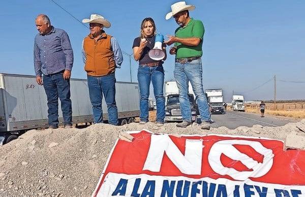 Repudio de campesinos ante aprobación exprés
