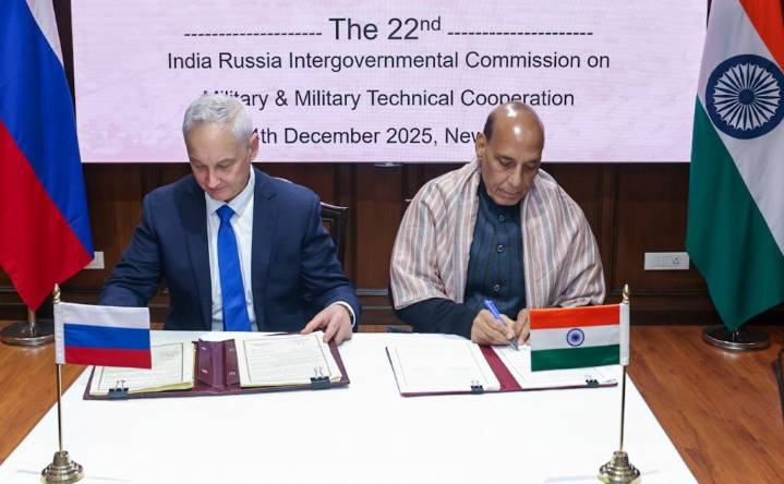 Defence ministers of India, Russia hold crucial talks ahead of summit’