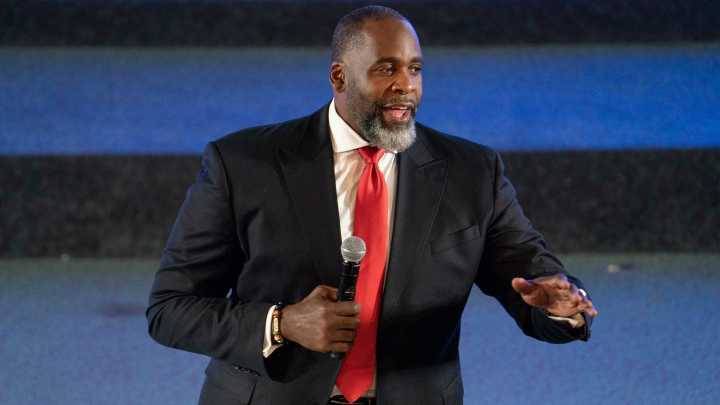 Kwame Kilpatrick wants feds to cancel restitution. They say pay up