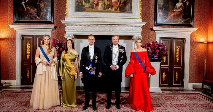 Las espectaculares imágenes de Máxima y Amalia de los Países Bajos en su última cena de gala