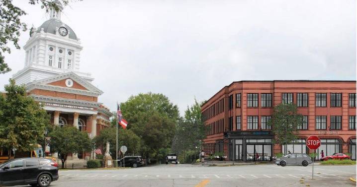 Madison’s Planning Board Recommends Approval for Controversial Apartment Proposal on Historic Town Square