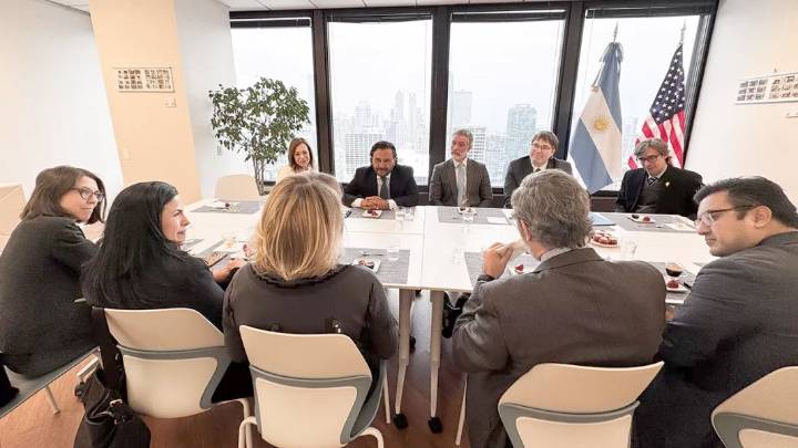 Para abrir puertas y tender puentes comerciales, Salta se muestra en EE.UU.