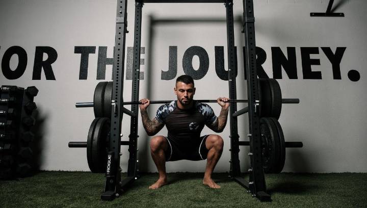 5 Lesser Known Benefits of Lifting Weights