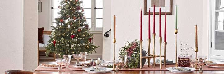 Holiday Decorating Made Easy: Your Guide to a Beautiful and Festive Season the Halls