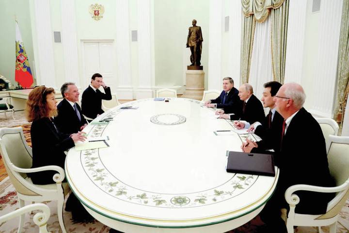 Putin meets with Witkoff on Ukraine, threatens strikes on ships