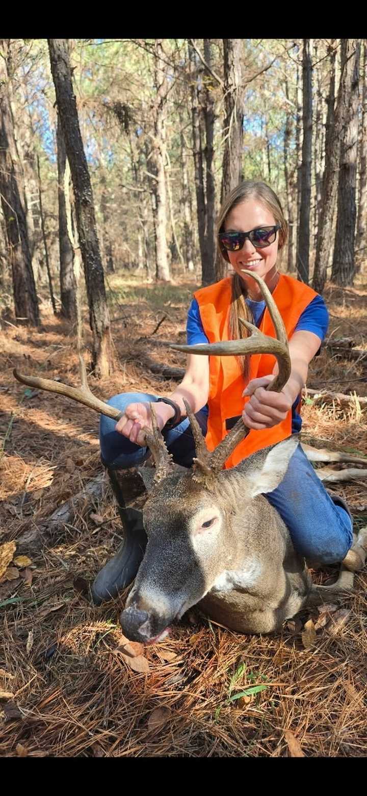 Deer hunting: Hunter took chance, bagged big buck