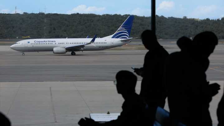 Venezuela to continue accepting deported migrants despite Trump's airspace closure assertion