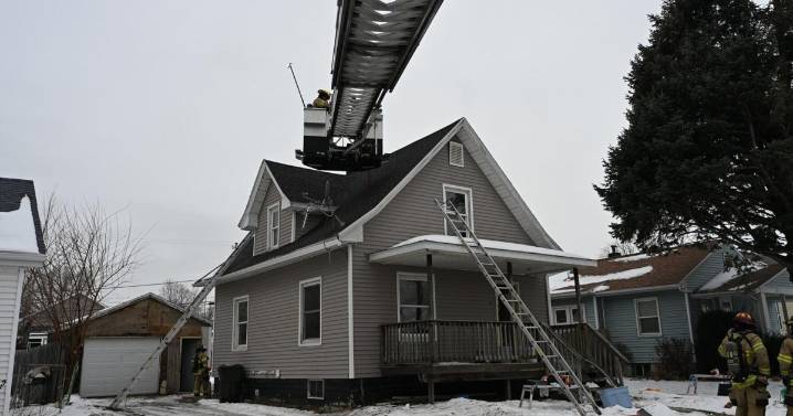 Cedar Rapids fire: Electrical mishap sparks blaze on 8th St NW