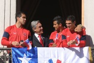 FOTO. Vidal postula a un excompañero en La Roja como futuro Ministro del Deporte del gobierno de Kast