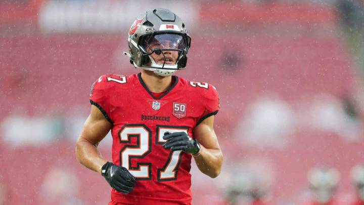 Buccaneers add another secondary injury as Zyon McCollum goes down