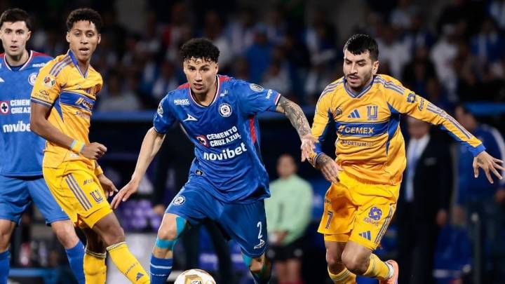 Cruz Azul empata ante Tigres pero mantiene invicto en el Estadio Olímpico Universitario