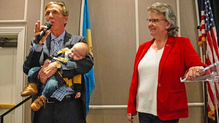 Delaware's top federal prosecutor resigns, court names successor