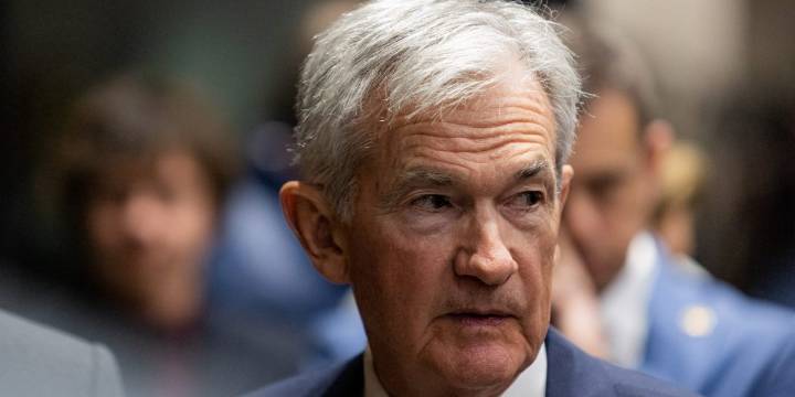 Jerome Powell faces a credibility issue as he tries to satisfy hawks and doves on the most divided Fed in recent memory