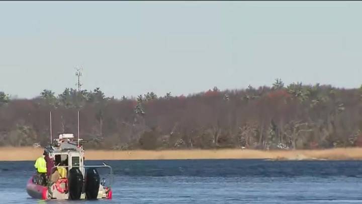 Officials searching for missing person in Merrimack River in Newburyport
