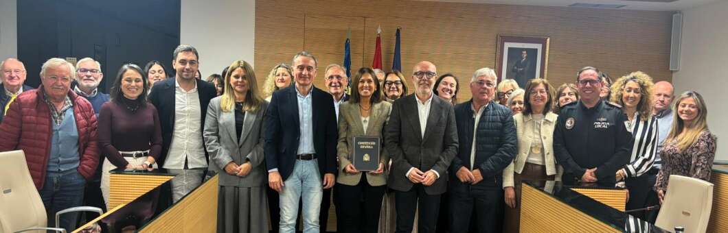 Almassora llig la Constitució per conmemorar la seua creació en 1978