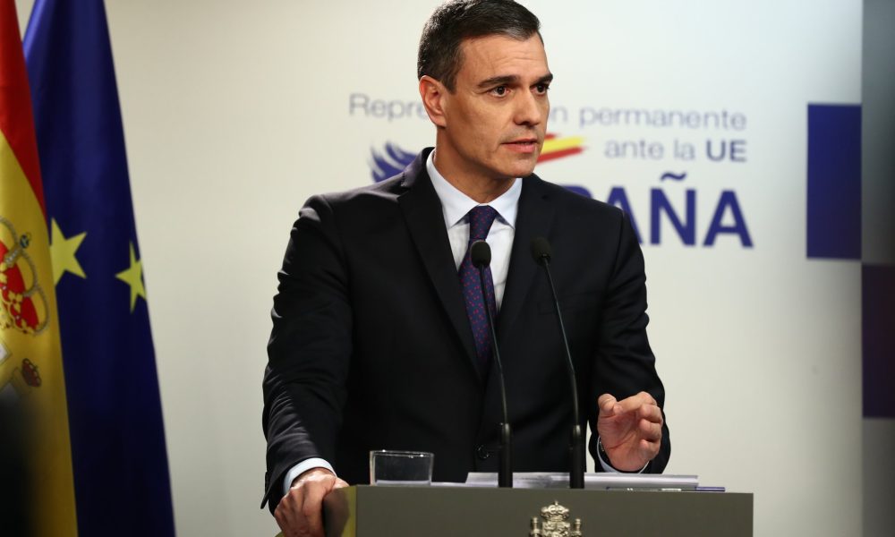 Sánchez desvincula al PSOE de llevar el caso Salazar a la Fiscalía y admite errores en la gestión interna de las denuncias