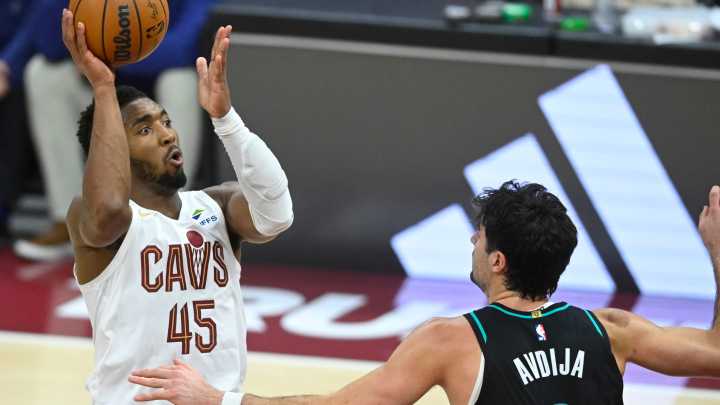 Spurs at Cavaliers odds, picks and predictions