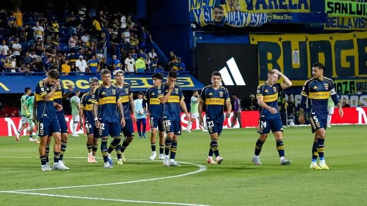 Buscan convencerlo de seguir: la figura de Boca que analiza retirarse del fútbol