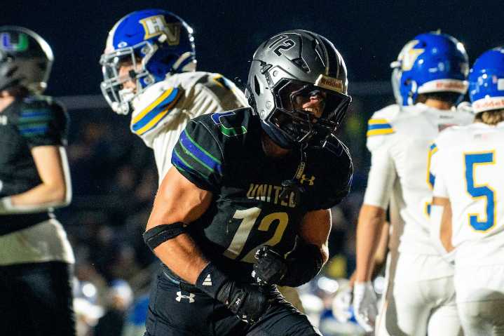 Kalamazoo United all-state football star commits to this in