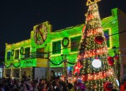 Inician fiestas decembrinas en Juárez con el encendido del pino