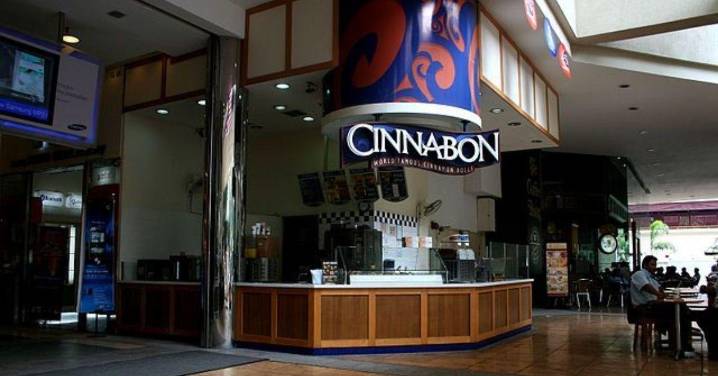Did Cinnabon Fire a Racist Employee?