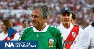 Fillol dio la lección fuera de la cancha: regresó al secundario a los 75 años