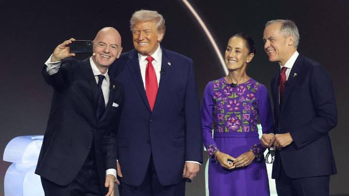 La FIFA se entrega a Trump dándole el Premio a la Paz
