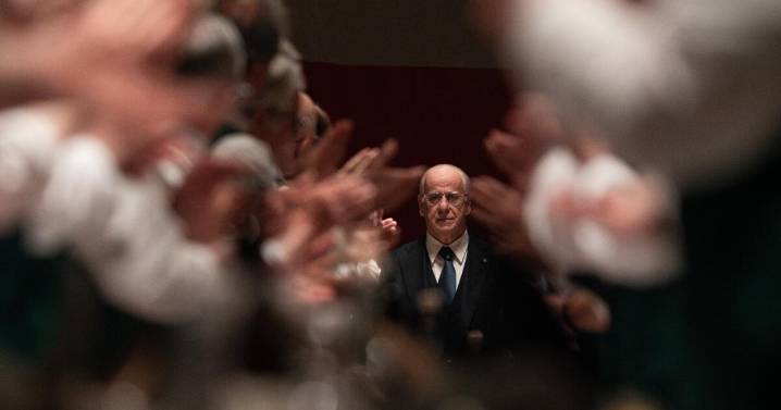 Review: 'La Grazia' reunites a dependable Italian duo for a rumination on the end of a political career