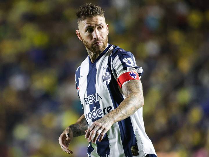 Sergio Ramos se vestiría de rojo y blanco