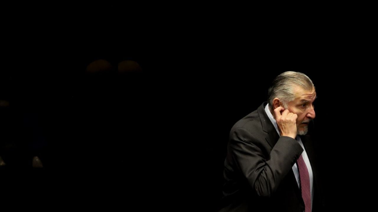 Adán Augusto López niega envío de mensajes intimidatorios a Lilly Téllez para nombramiento de Ernestina Godoy