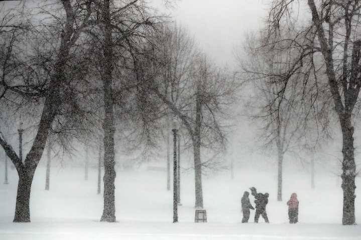 Mass. weather: When will snowstorm hit on Tuesday?