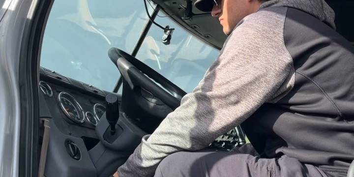 Thousands of truck driving schools could close across country