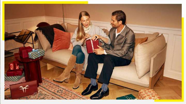 Step Into Effortless Holiday Dressing With ECCO