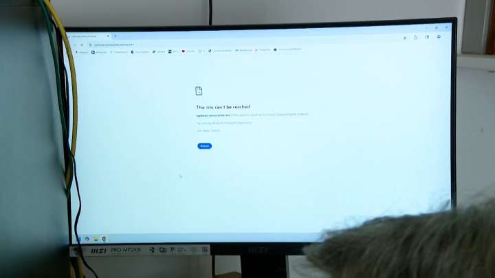 Roy woman says she can't get her internet service provider to fix her broken connection