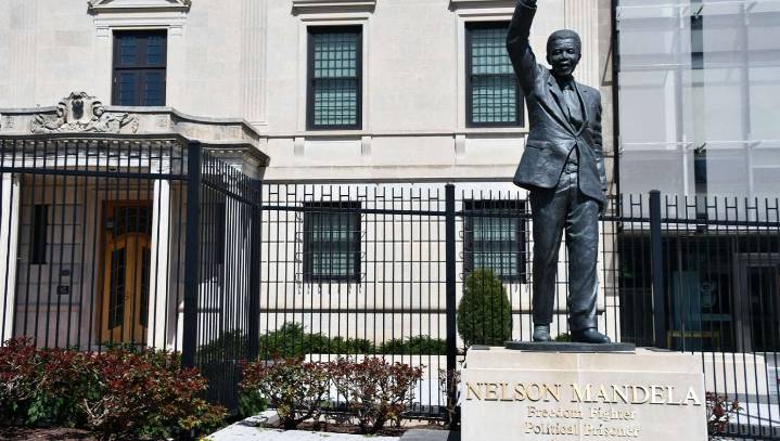 Democrats Call For Removal Of Nelson Mandela Statue In D.C. After Learning He Was A Convicted Felon