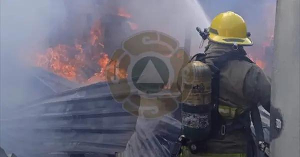 Atienden incendio en vivienda de la Margarita Morán