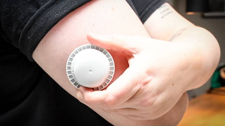 7 deaths and hundreds of injuries are linked to faulty Abbott glucose monitors