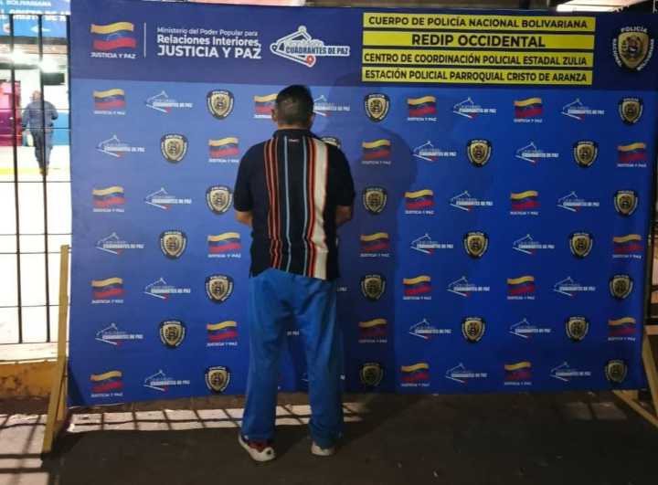 ¡Escándalo en Maracaibo! Profesor arrestado por acosar digitalmente a su alumna menor de edad.