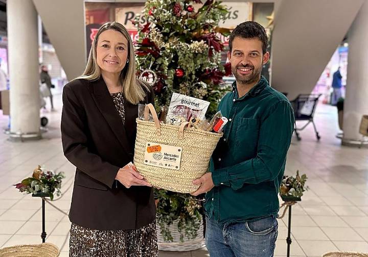 Cómo conseguir una de las 25 cestas de Navidad que regalan los mercados municipales de Alicante