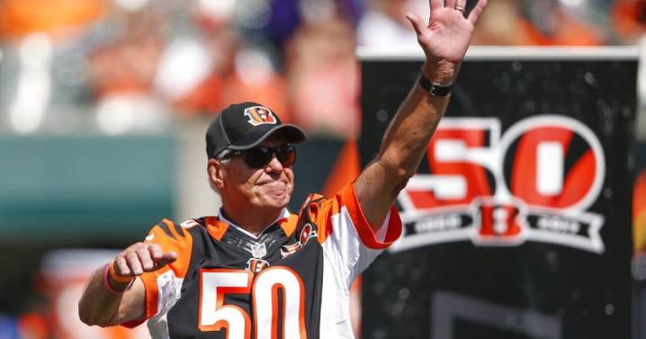 Former Bengals QB Ken Anderson named finalist for Pro Football Hall of Fame
